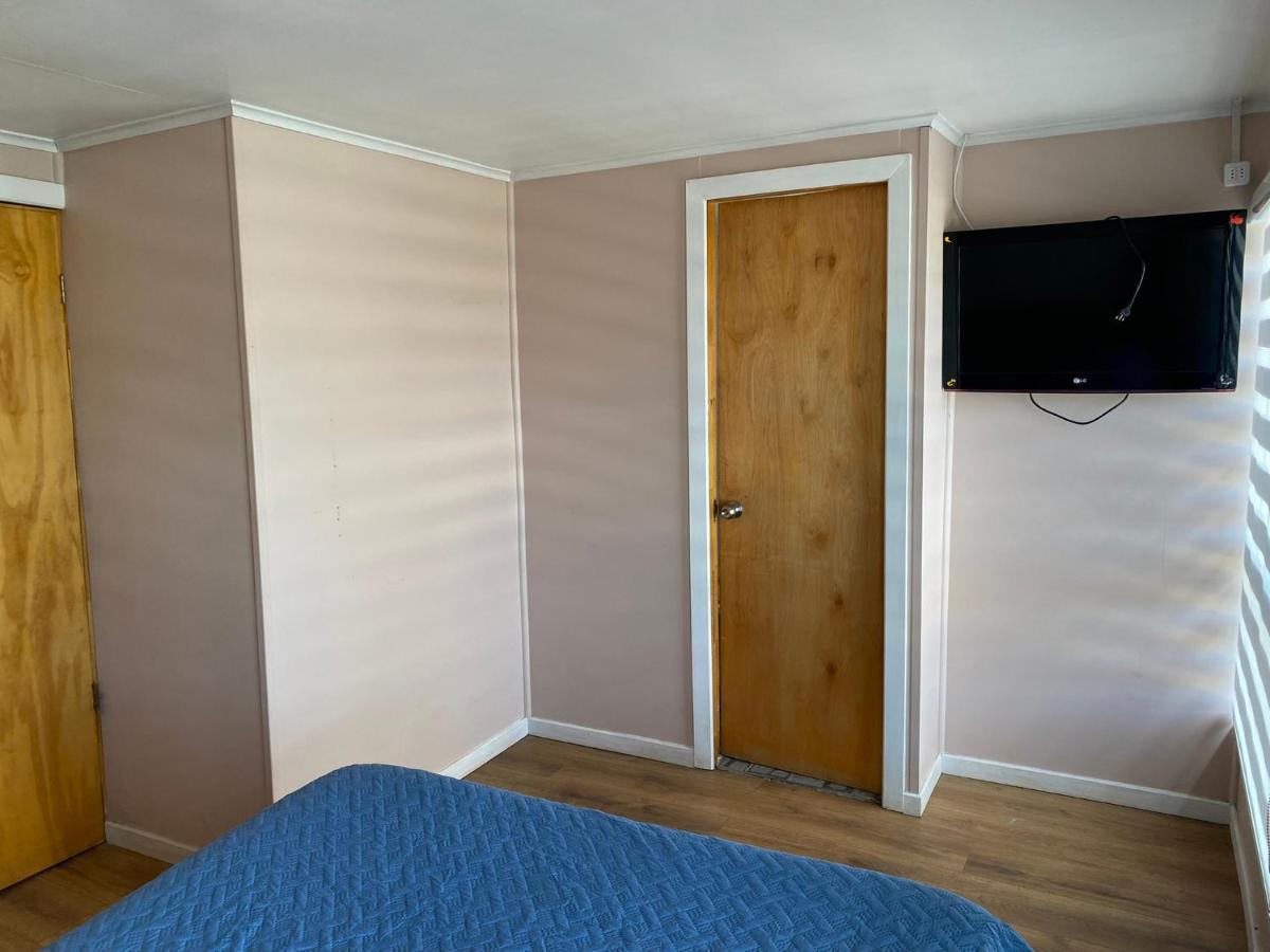 World'S End Hostal Пуерто Наталес Екстериор снимка