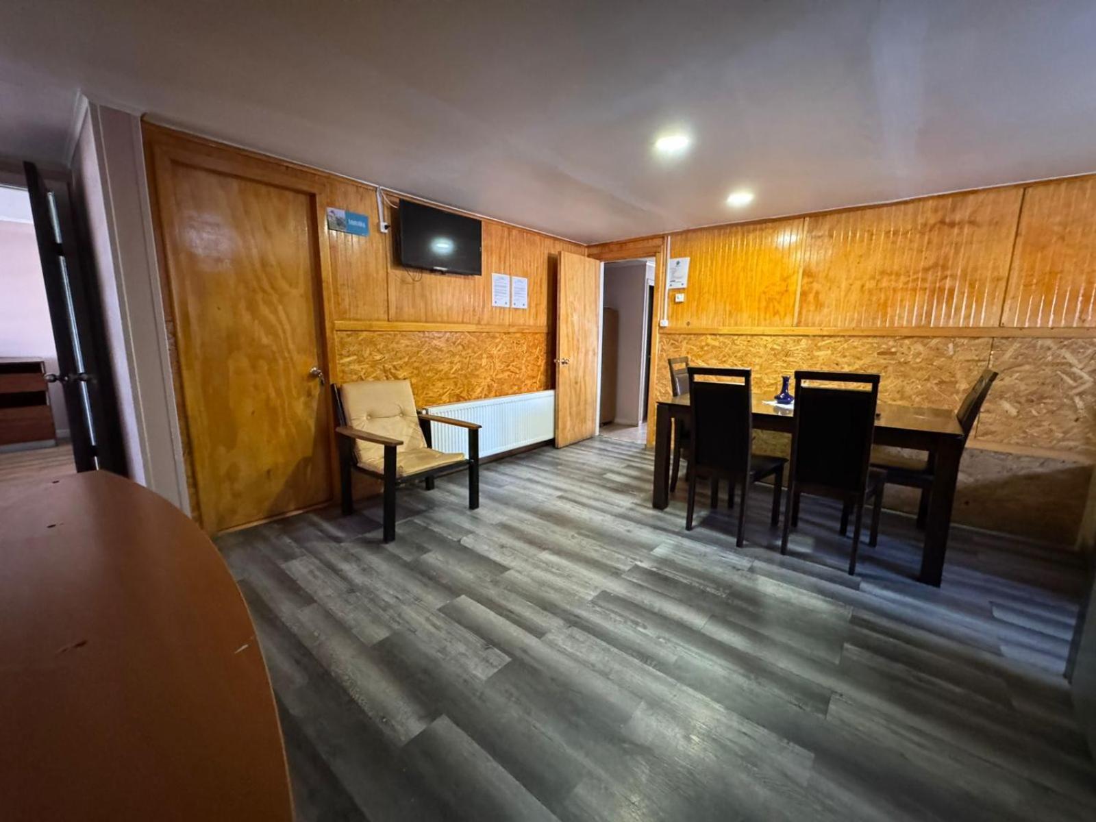 World'S End Hostal Пуерто Наталес Екстериор снимка