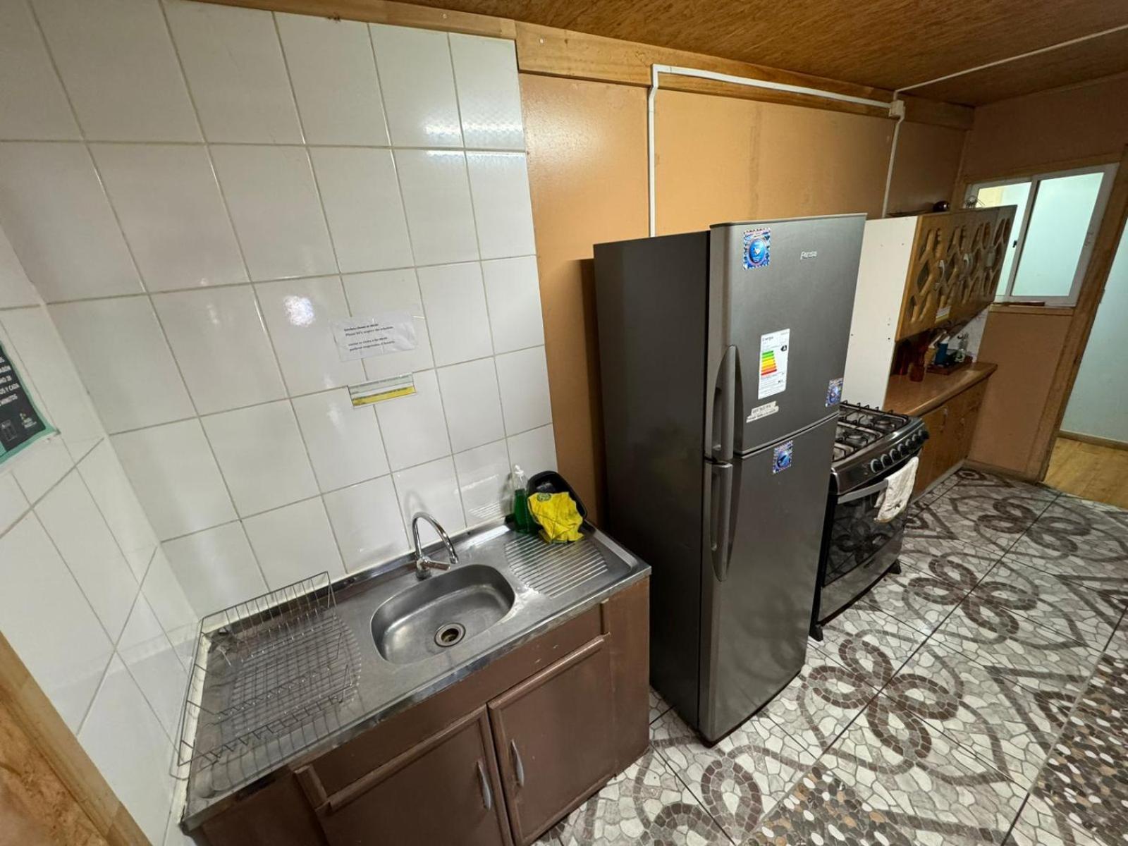 World'S End Hostal Пуерто Наталес Екстериор снимка