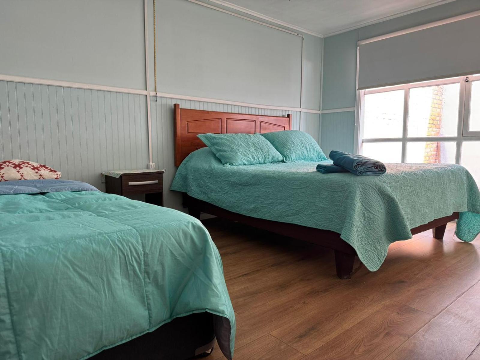 World'S End Hostal Пуерто Наталес Екстериор снимка